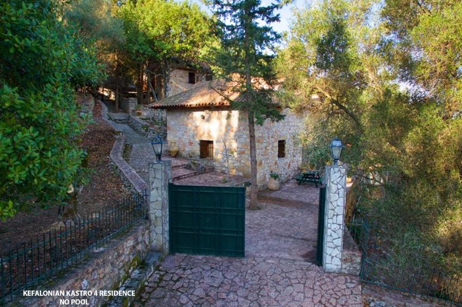 Kefalonian Luxury Villas Kastron  Bagian luar foto